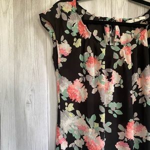 Lauren Conrad Tie Back Floral Top